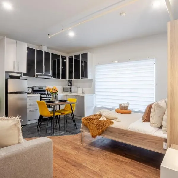 Spacious Bishop Apartment –Prime Downtown Stay、モントリオールのホテル