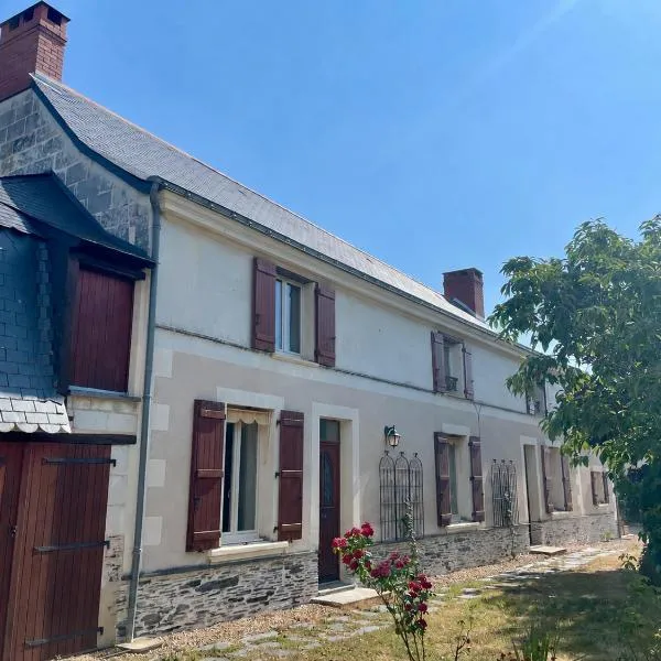 Le Logis du pic vert – hotel w mieście Saint-Mathurin