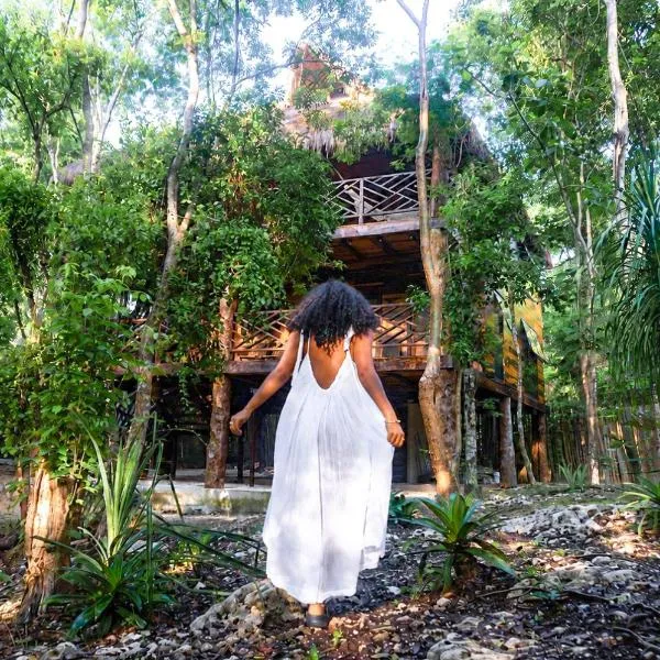 Treehouse Tulum H2Ojos, hotel sa Tulum