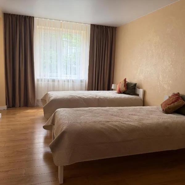 Sunny Apartment, hotel v destinaci Otaci