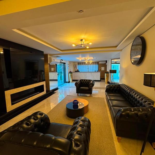 Le Bonne Ville Hotel