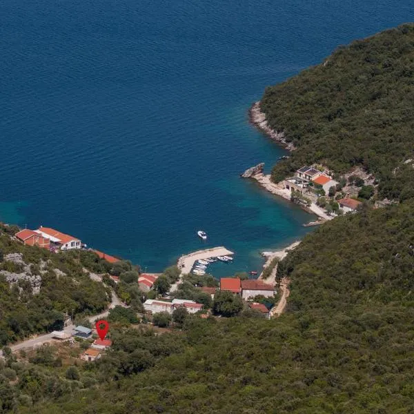 Seaside holiday house Cove Vela Prapratna (Peljesac) - 9486 – hotel w mieście Oskorušno