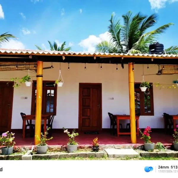 QUEEN SASTINA guest house, hotel a Nilaveli