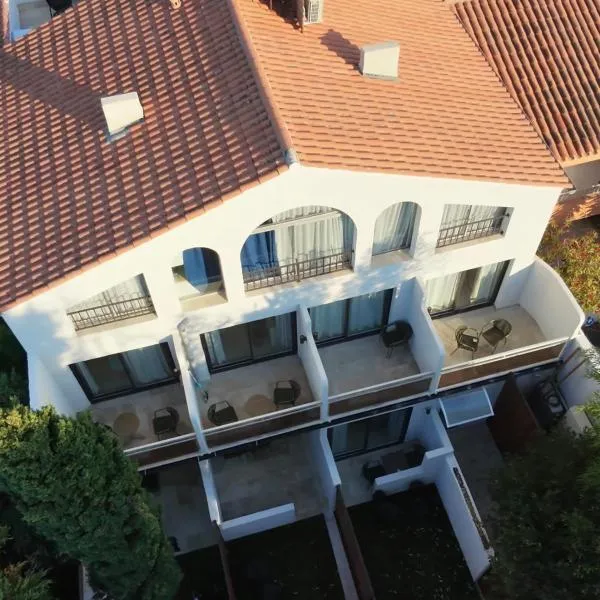 Villa Onyra - Studios, Suites & Villa, hotel u gradu Les Lecques