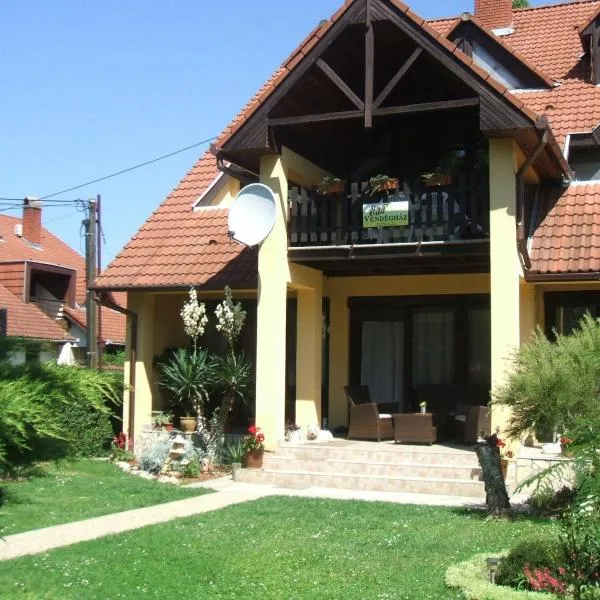 Edit Vendégház, hotel v Harkánech