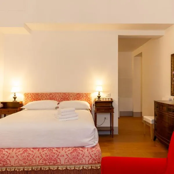 Palazzo Farini Suites 4、ラヴェンナのホテル