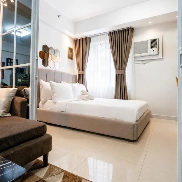 Modern Condo at Shore 1 Residences Tower C - Near Mall of Asia, hotel in Manila