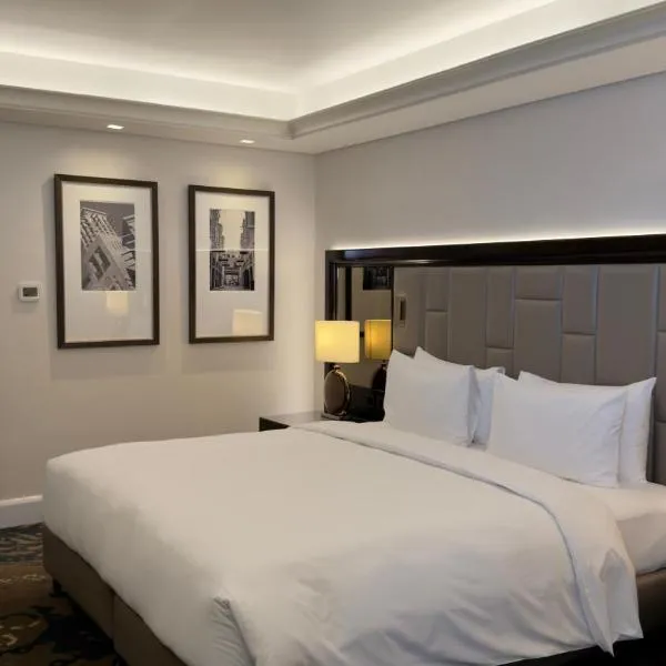 Jabalpur में, होटल Ayushmaan Hotel - near Jabalpur Railway Station