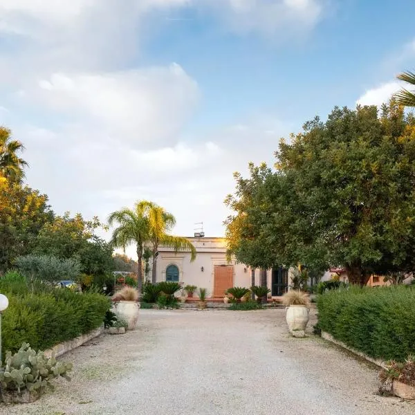 B&B Le Carrube, ξενοδοχείο σε Sava