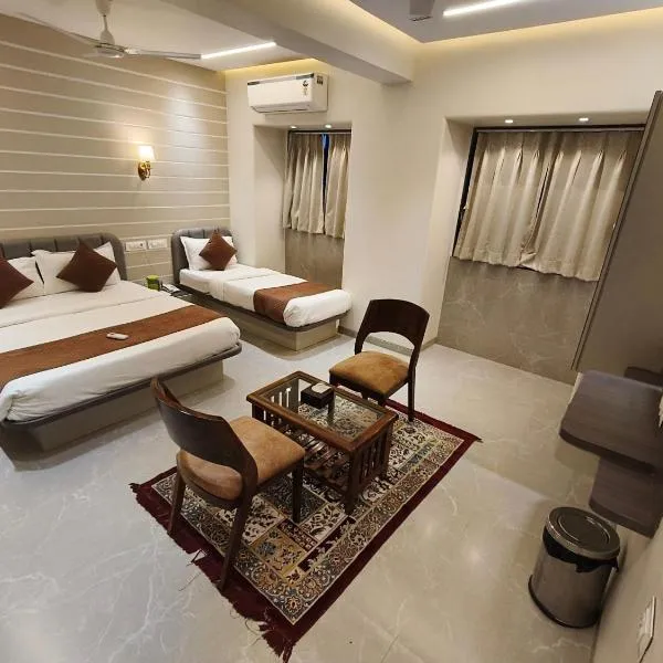 Hotel Le Glance Rooms & Dormitory, hotel a Bombai