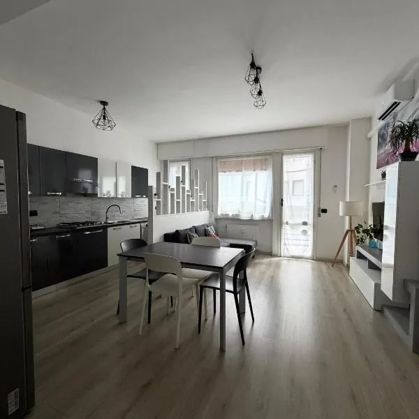 Zuly House, hotel v mestu Savona