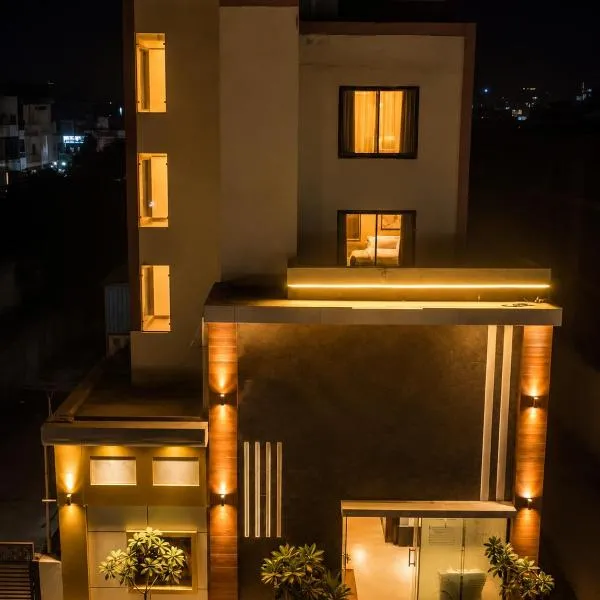 Hotel The Best Family Rooms- Near Taj - Fully AC - Hygiene Rooms - Affordable Stay photo 2