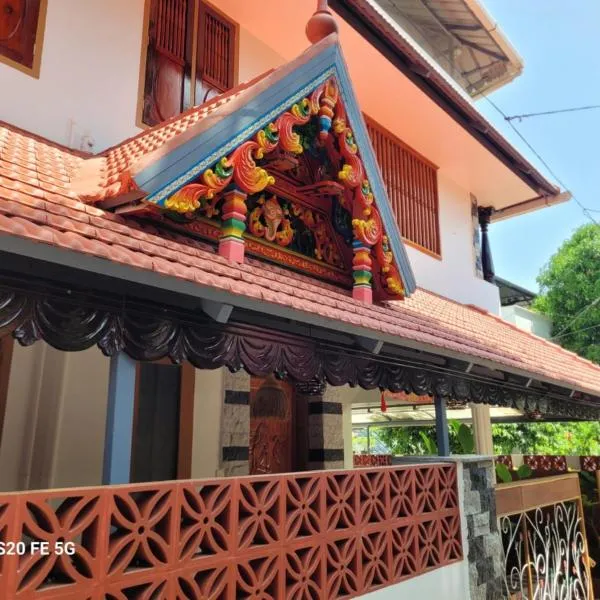 Kasi Heritage Home near Padmanabha Swami Temple 5 minute walk, hotel u gradu 'Trivandrum'