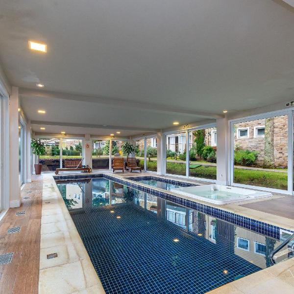 Seu Lar na Serra com Lareira e Piscina aquecida 4min Centro - Foto 5