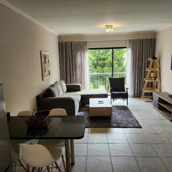 Comfort & Style at the Ihita Complex - Beverley, Sandton, hotel in Sandton