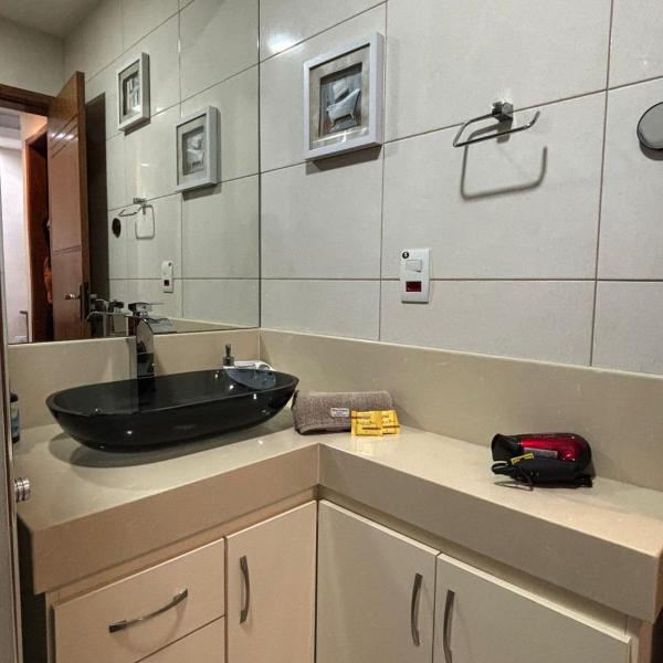 Ótimo apartamento próximo a praia do Leme - Foto 3