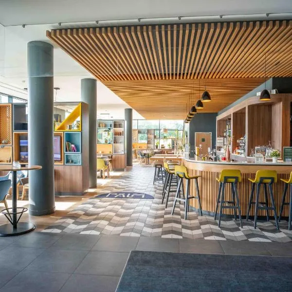 Holiday Inn Paris CDG Airport an IHG Hotel, hotel v Roissy en France