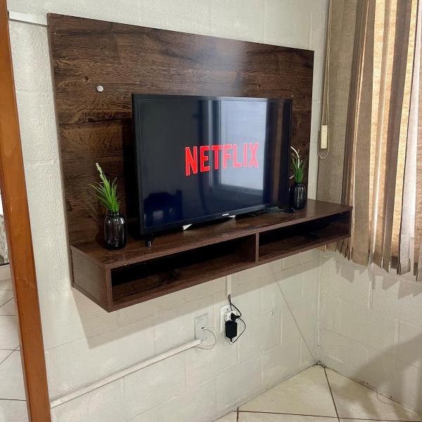 JL08 - Apê próximo ao Metrô e Centro com Wi-Fi e Ar condionado - Foto 3