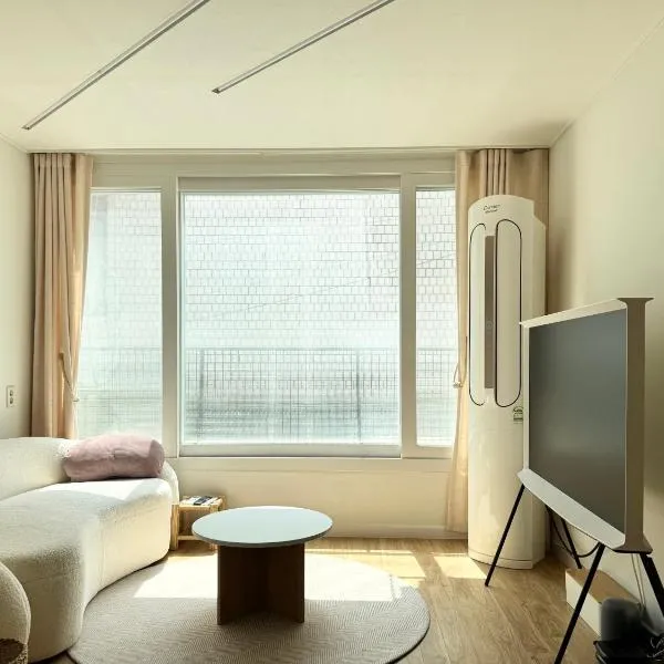 MINDFUL STAY Mangwondong near Hongdae, Hotel in Seoul