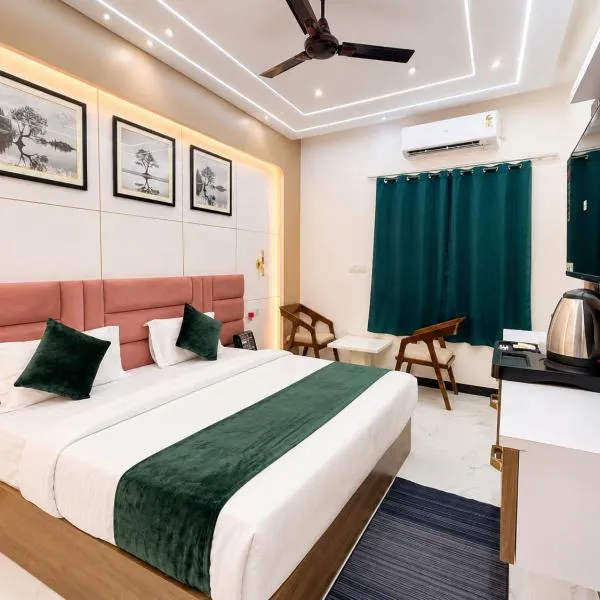 Hotel Royal Awadh Near Shree Ram Mandir Ayodhya, hotel i Ayodhya