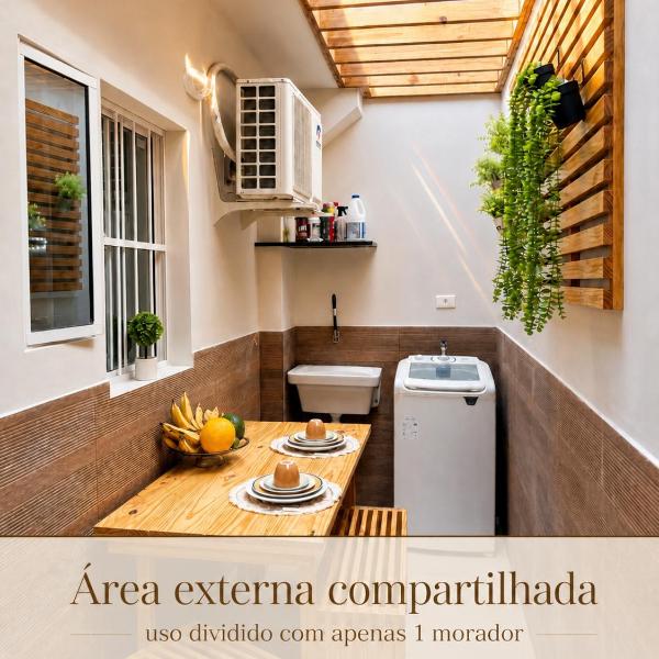Quarto privativo com ar condicionado, tv e mesa de estudo - no centro do Recife - 120 metros da UNICAP - areas comuns compartilhadas - Foto 4