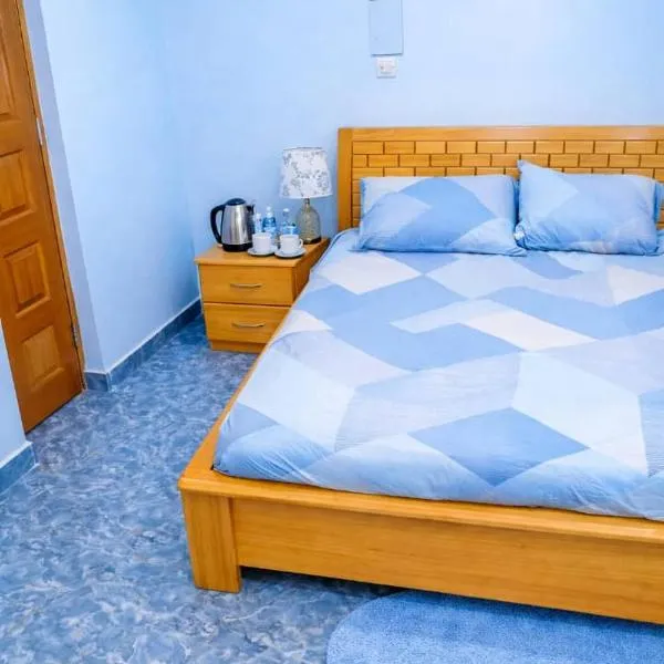Villa Oasis Niamey I Villa Meublée Premium I Wi Fi Haut Débit, hotel Niameyben