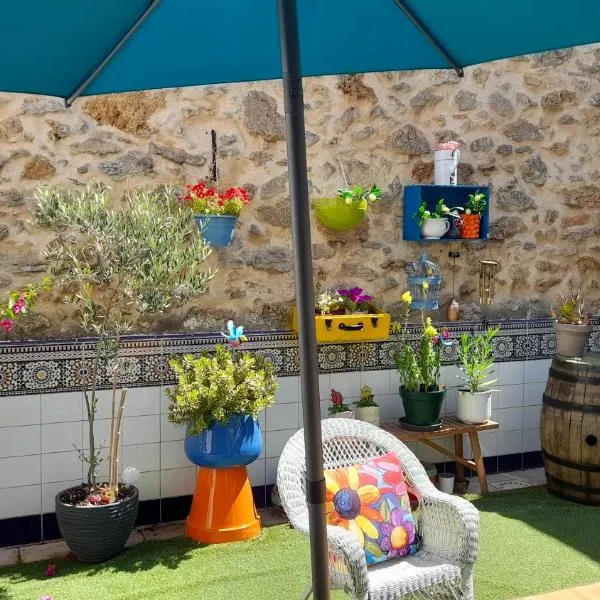 les hirondelles de Barrou, hotel in Saint-Jean-de-Barrou