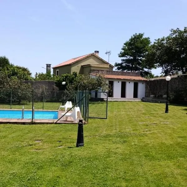 Casa O segredo, Costa da Morte con piscina, hotel en Coristanco