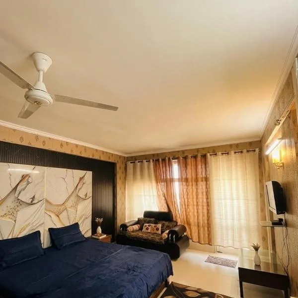 Monaco Suite