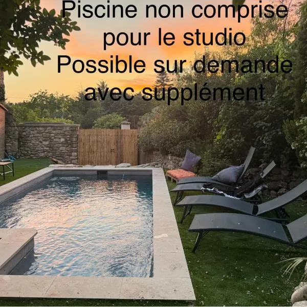 Le jardin de Grignan, hotel u gradu 'Réauville'