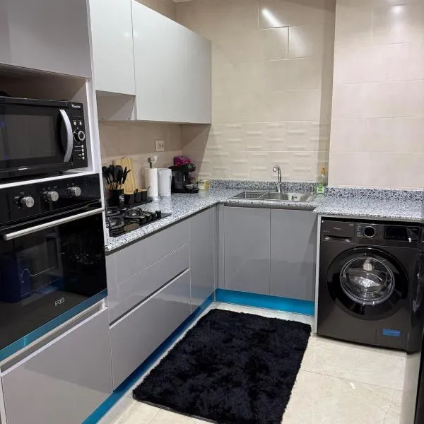F2 avec piscine, barbecue et terasse, hotel en Annaba