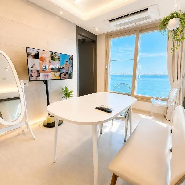 Gwangan Bridge Fantastic View 하우스 #무료주차, Hotel in Busan