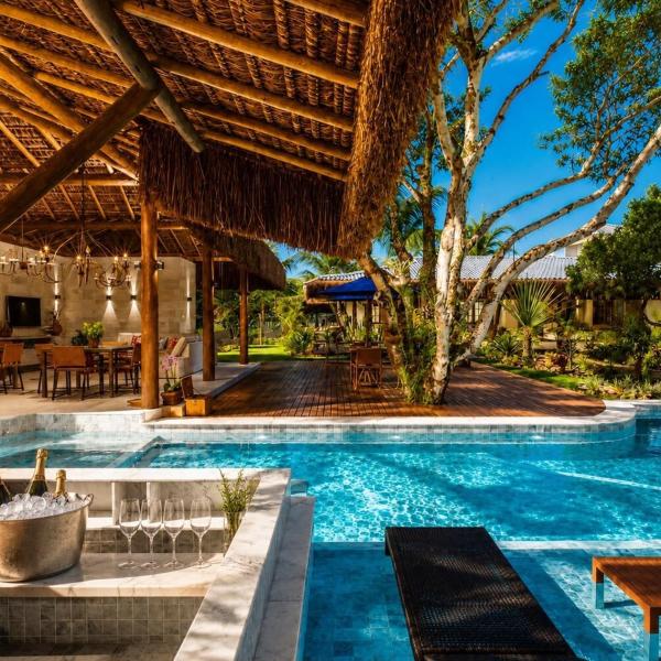 Casa de luxo na Península de Maraú! Área Externa Premiada - 4 suítes - Piscina - Lancha & Mais