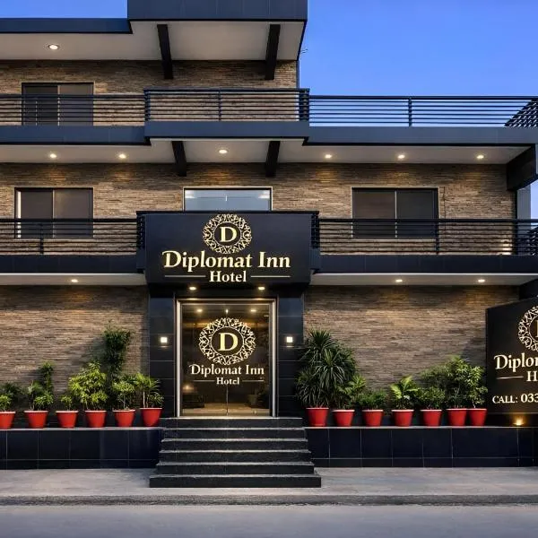 Diplomat Inn Hotel, отель в Карачи