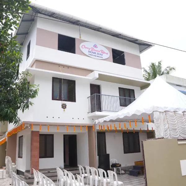 Cherry Blossom Retreat, hotelli kohteessa Kollam