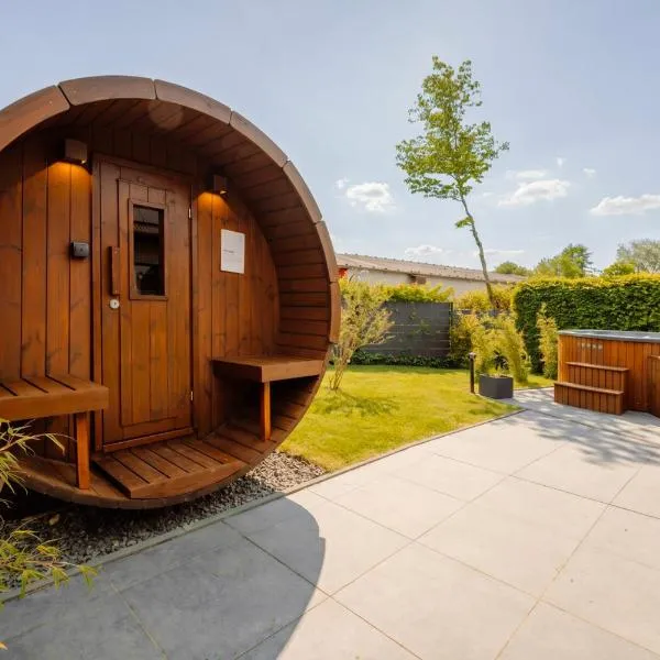 Traumfabrik Eifel mit Sauna & Whirlpool, hotel i Monschau