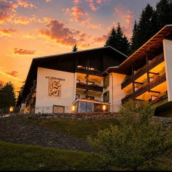 Hotel Haus Sonnblick, hotell i Bad Kleinkirchheim