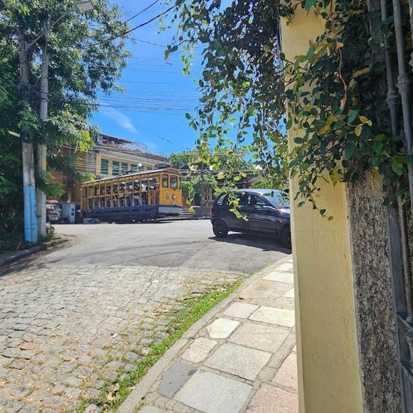 Loft e Studio 2 Famílias, Churrasqueira, chuveirão, rede, praça movimentada, ônibus e Bonde a 10m - Carnaval, samba, eventos e restaurantes a poucos metros - Foto 5