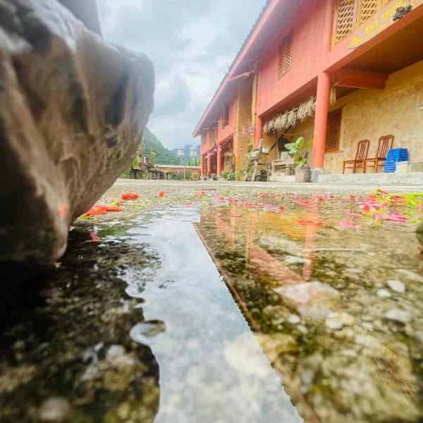 Mùa Pửi Lô lô homestay, hotel sa Mèo Vạc
