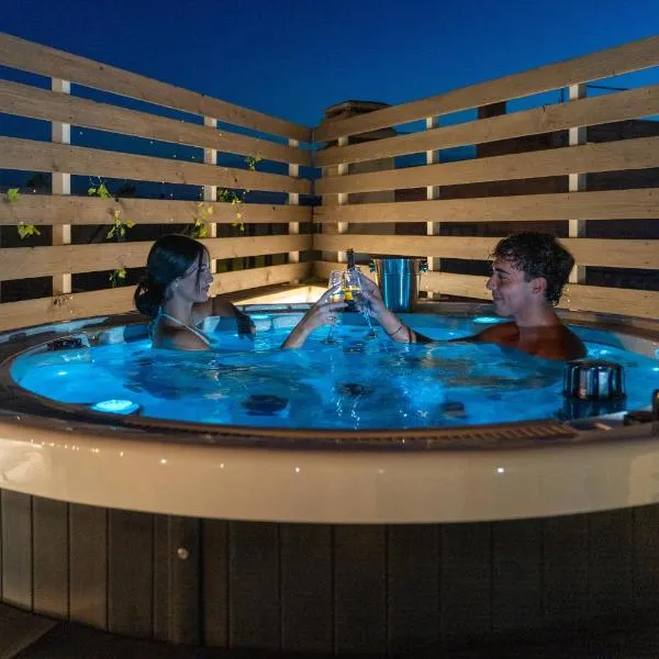 Viesnīca Il Panoramico - Terrazza e Jacuzzi pilsētā Neviano