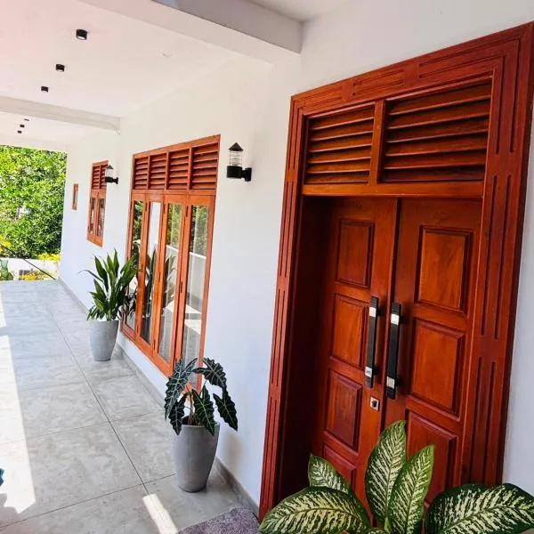The Oasis, hotel in Kamburugamuwa