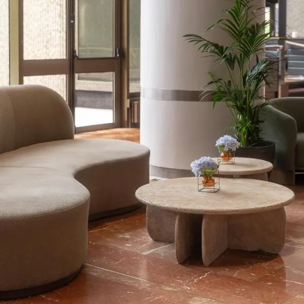 Hilton Strasbourg, хотел в Страсбург