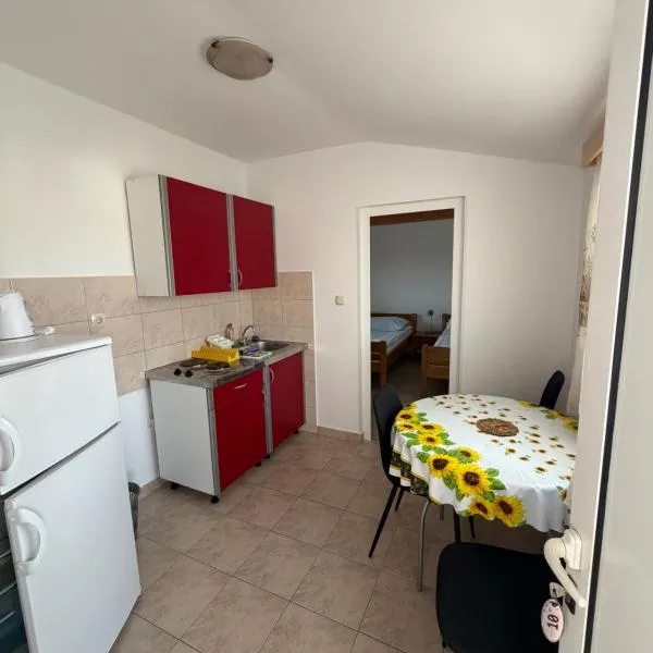 Villa Danica, hotel sa Pakoštane