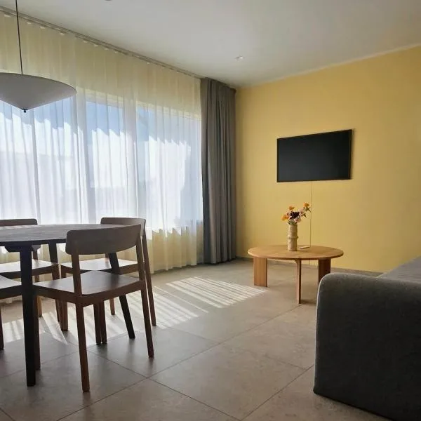 Eldá Guesthouse Rooms with private bathroom, hotel in Myvatn