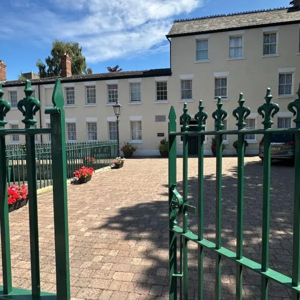 St Winefride's Guesthouse, hotel em Holywell
