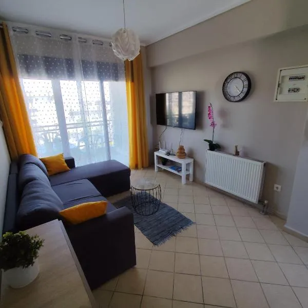 Sunny penthouse, hotel en Tesalónica