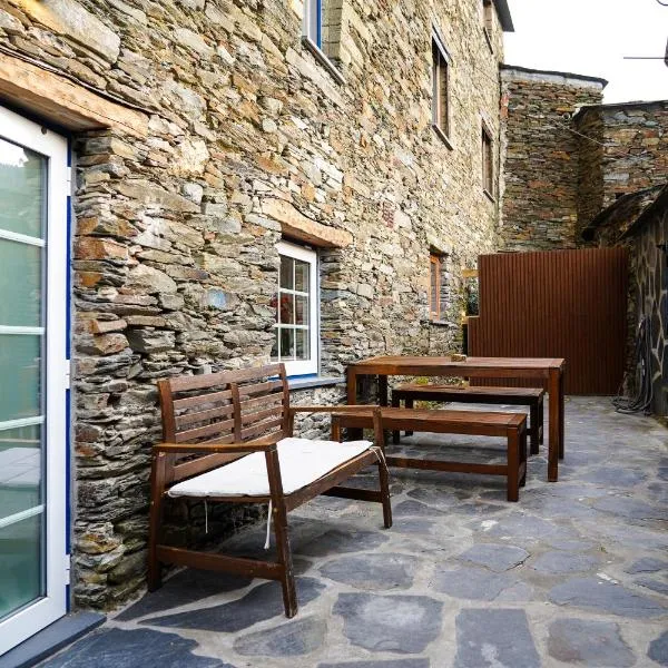 Casas Martinho - Algares, hotel no Piódão