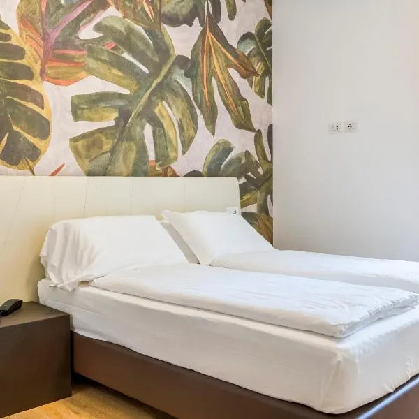 lillil - Popping Holiday, hotel sa Riva del Garda