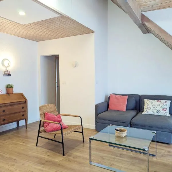 L'Hirondelle - Charming flat -, hotel sa Blotzheim