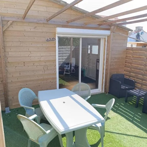 Maison de vacances - Locagrues 24C - Animal admis, hotelli kohteessa Grues